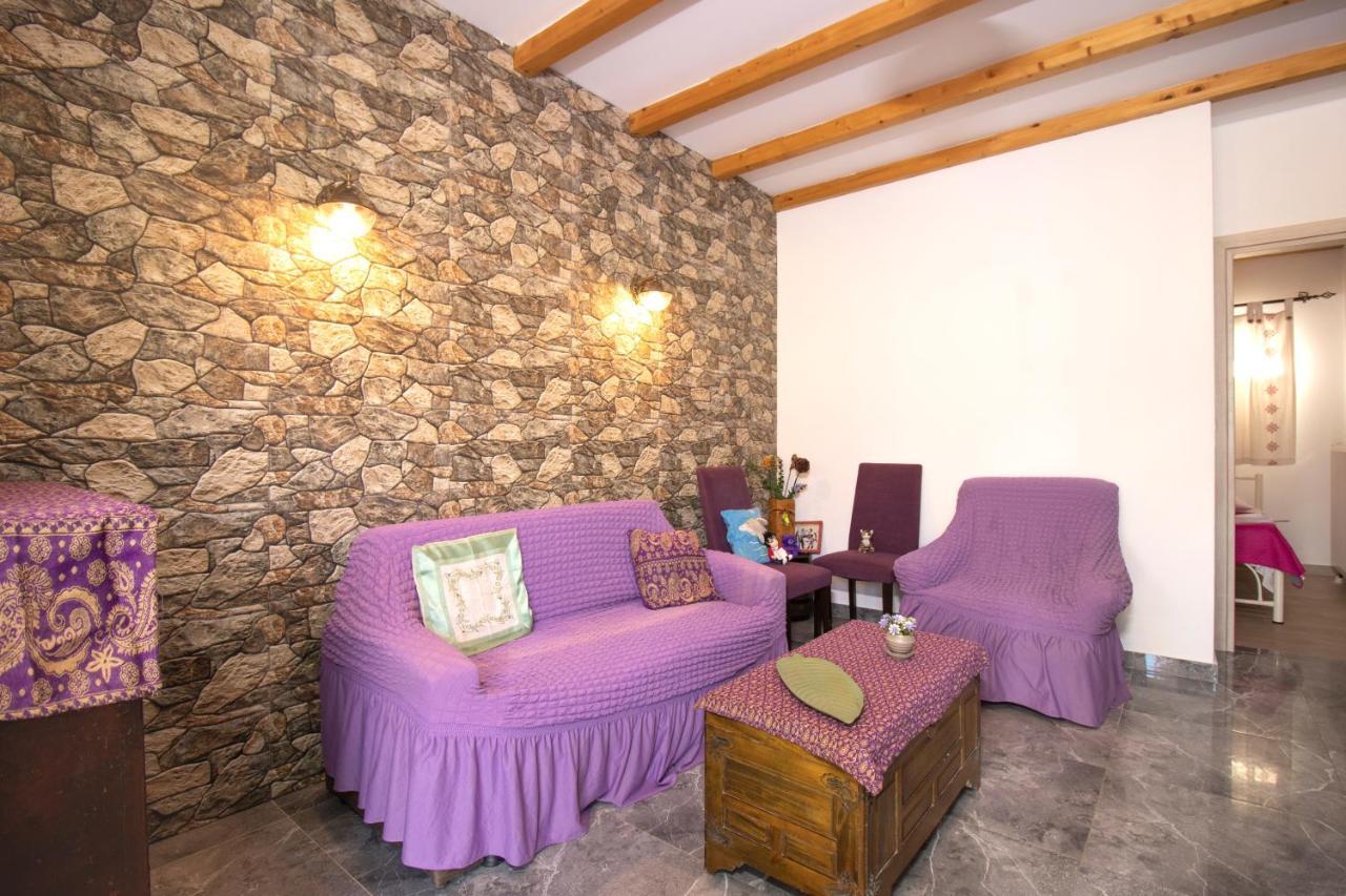 Mary-helen - Spacious Apartment *